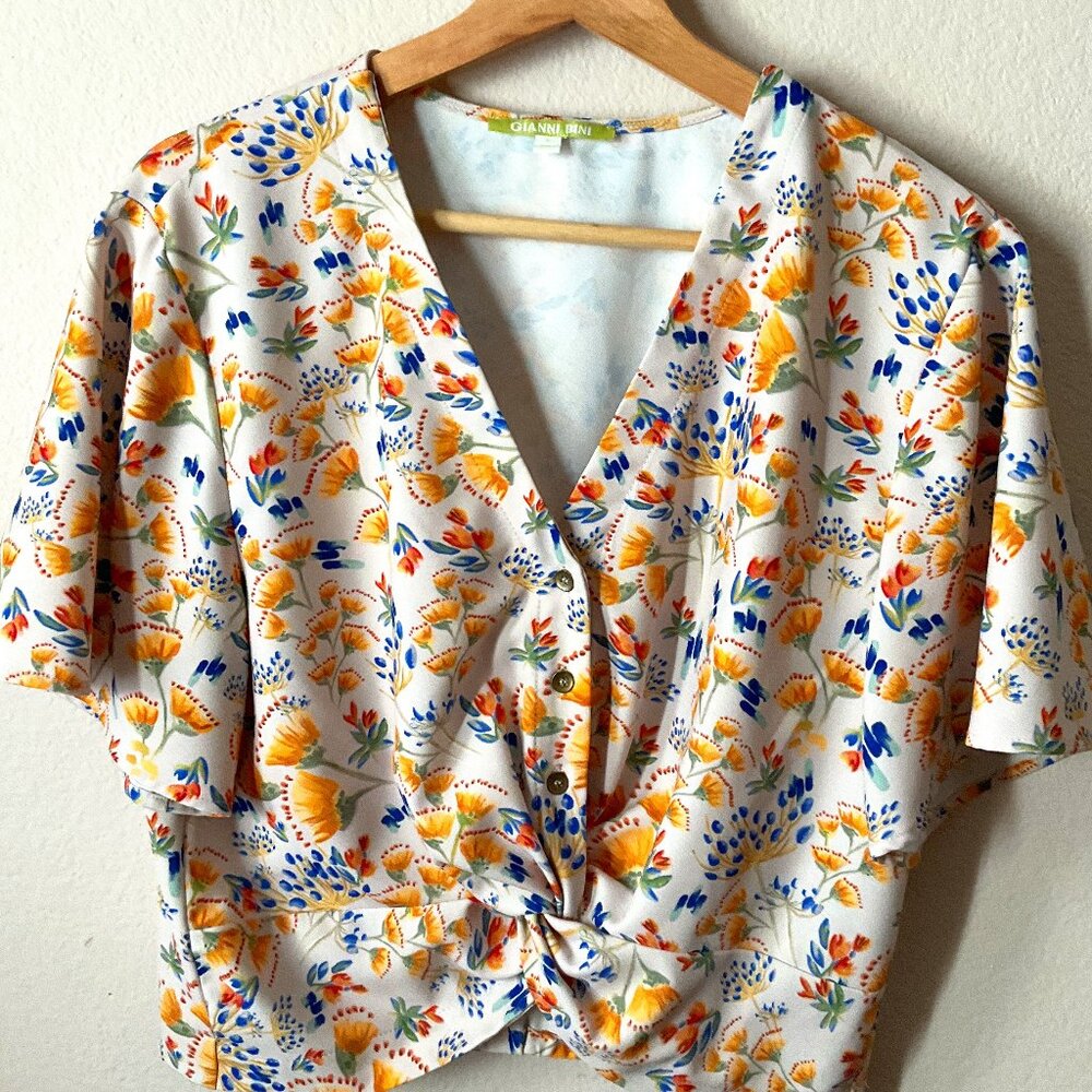 Gianni Bin| Colorful Floral Crop Top